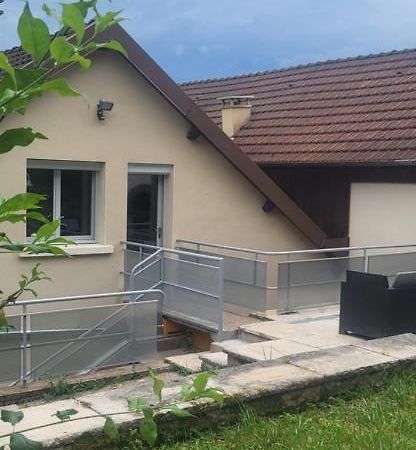 La Plante, Tendance Et Design Ornans Zewnętrze zdjęcie